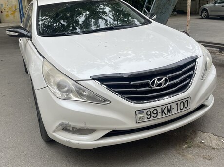 Hyundai Sonata 2010