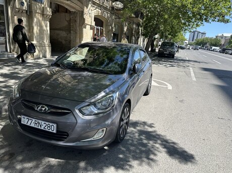 Hyundai Accent 2014