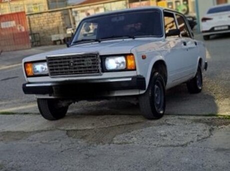 LADA (VAZ) 2107 2011