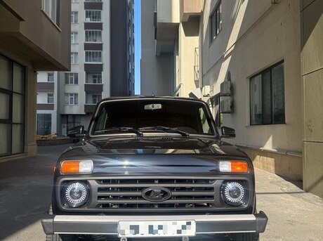 LADA (VAZ) Niva
