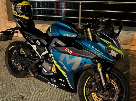 CFMOTO 250 SR 2023
