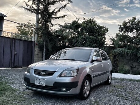 Kia Rio 2005