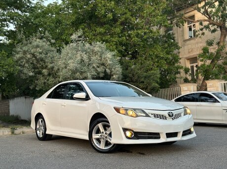 Toyota Camry 2011