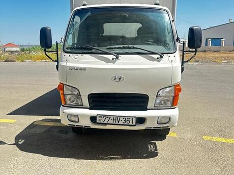 Hyundai  2019