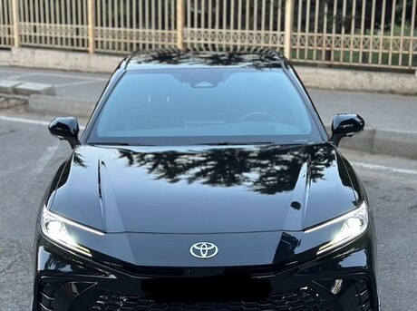 Toyota Camry 2024