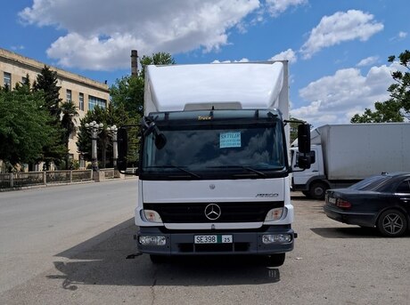Mercedes Atego 818 2010