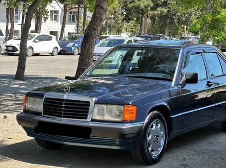 Mercedes 190 1992