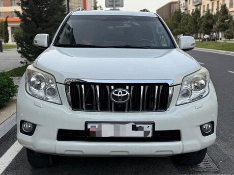 Toyota Land Cruiser Prado 2012
