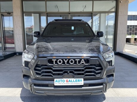 Toyota Sequoia 2025