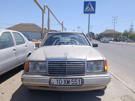 Mercedes E 250 1992
