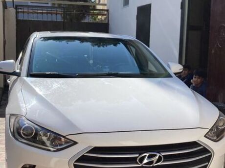 Hyundai Avante 2015