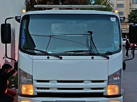 Isuzu  2013