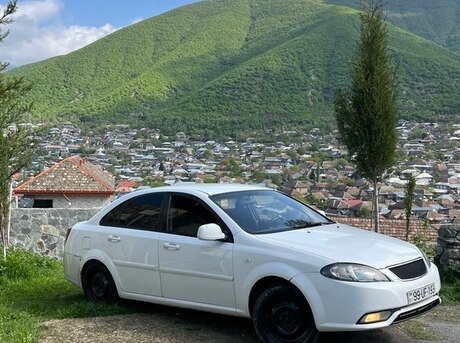 Daewoo Gentra 2014