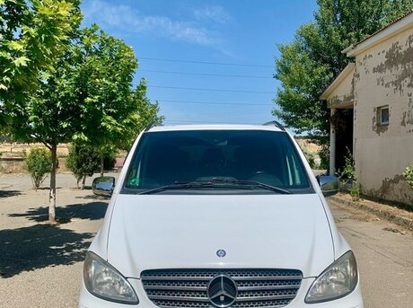 Mercedes Vito 115 2010