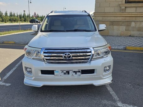 Toyota Land Cruiser 2012