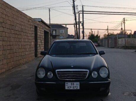 Mercedes E 220 d 2002