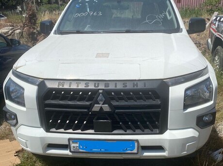 Mitsubishi L200 2024