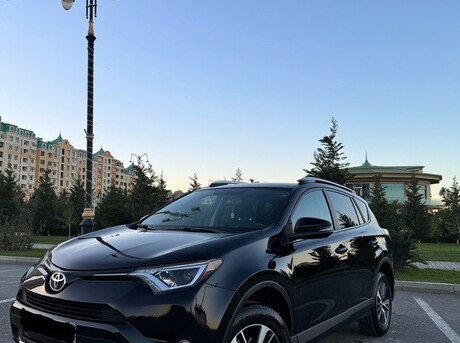 Toyota RAV4 2016