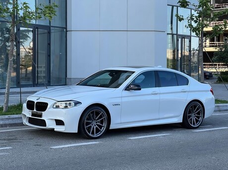 BMW 528