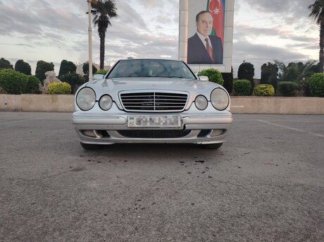 Mercedes E 220 d