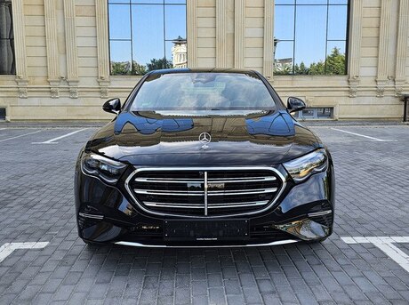 Mercedes E 350 e 2024