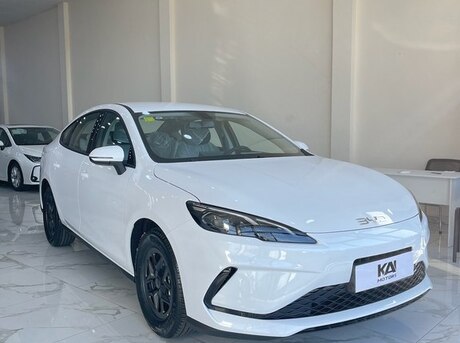 BYD Seal 05