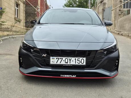Hyundai Elantra 2022