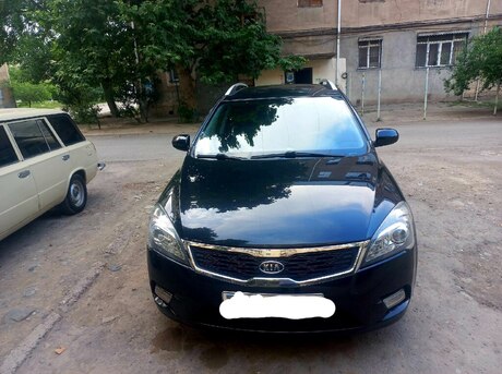Kia  2010