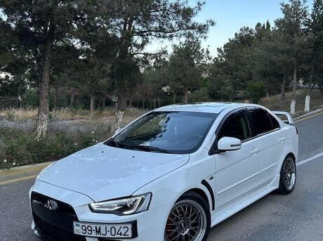 Mitsubishi Lancer