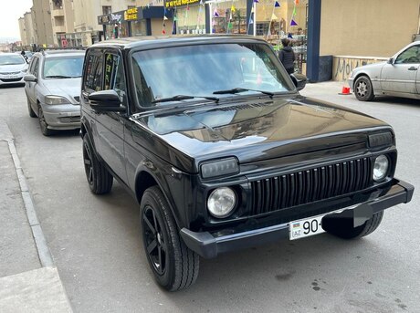 LADA (VAZ) Niva 2015
