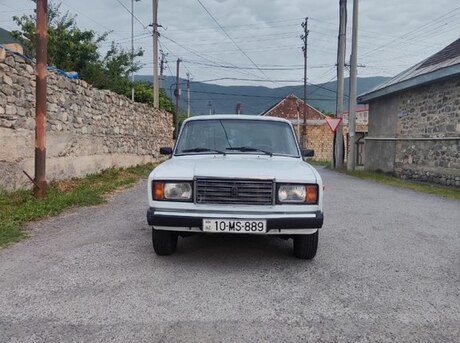 LADA (VAZ) 2107 2004