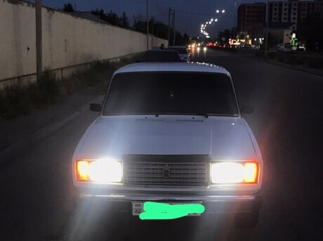 LADA (VAZ) 2107 2004