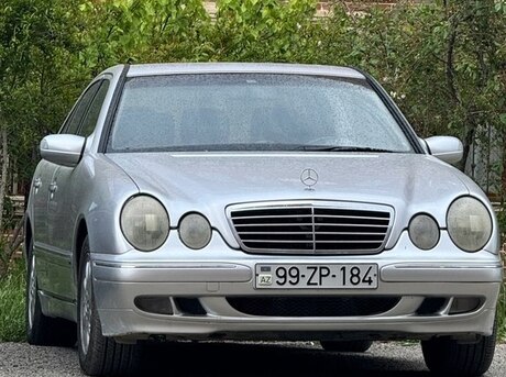 Mercedes E 220 d 2000