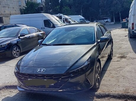 Hyundai Elantra 2021