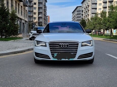 Audi A8 2013