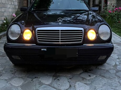 Mercedes E 230 1996