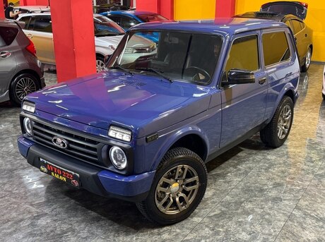 LADA (VAZ) Niva 2015