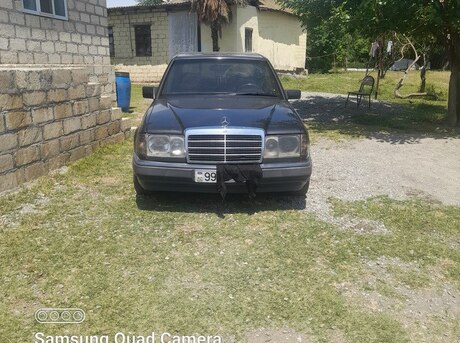 Mercedes E 200 1990