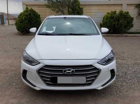Hyundai Elantra 2018