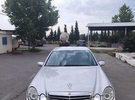 Mercedes E 270 2004