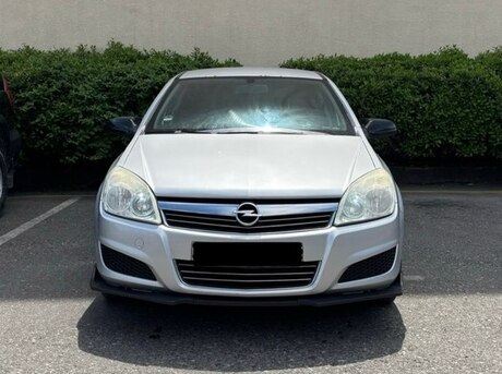 Opel Astra 2009