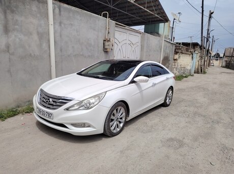 Hyundai Sonata 2011