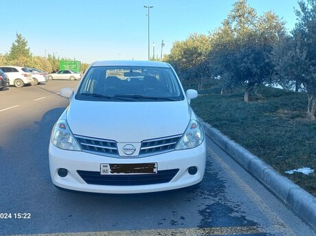 Nissan Tiida 2012