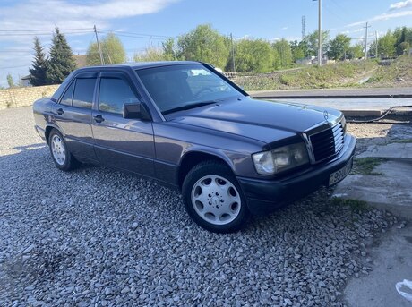 Mercedes 190 1992