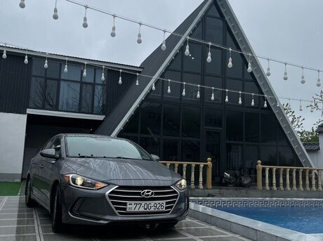 Hyundai Elantra 2018