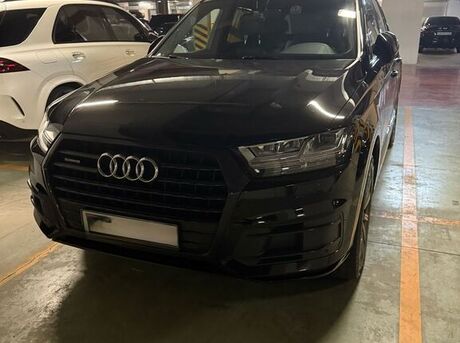 Audi Q7 2017