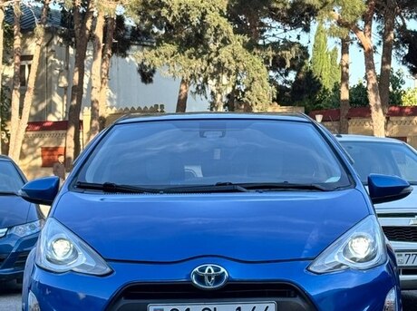 Toyota Prius C 2017