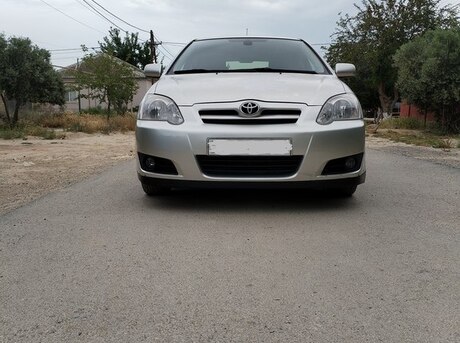 Toyota Corolla 2004