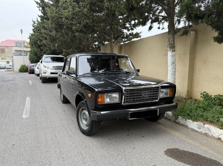 LADA (VAZ) 2107 2011