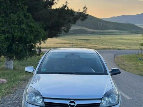 Opel Astra 2005